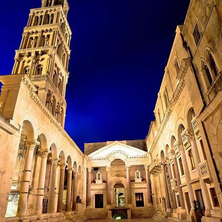 Apartman Drago 4* - 2 Minutes From The Town Centre Split Exterior photo