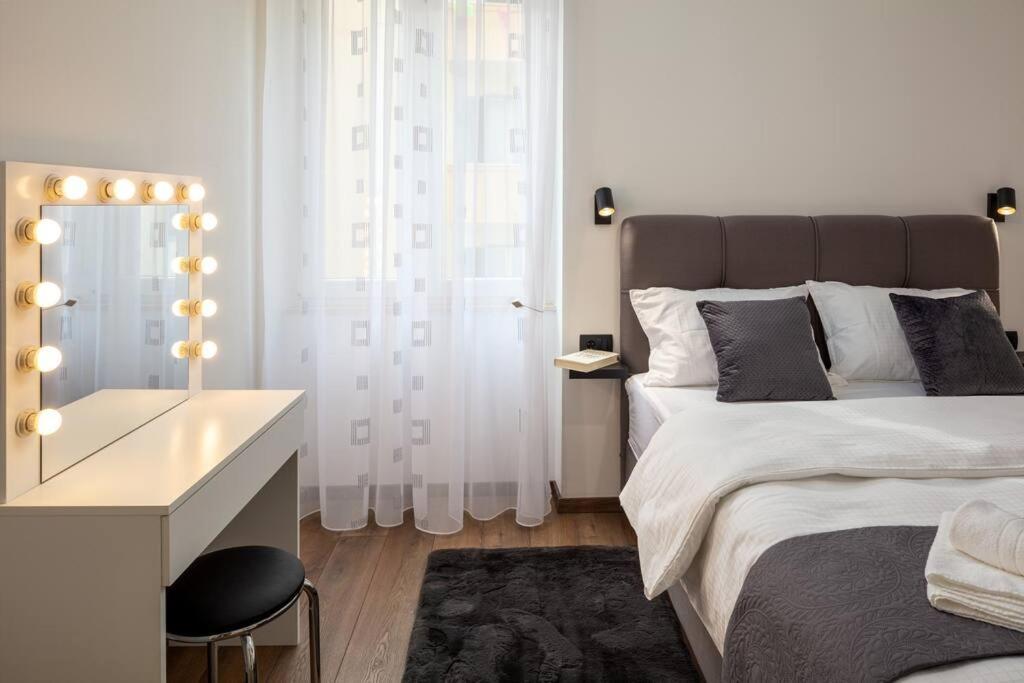 Apartman Drago 4* - 2 Minutes From The Town Centre Split Exterior photo