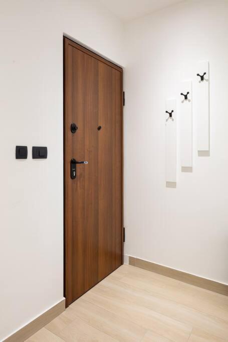 Apartman Drago 4* - 2 Minutes From The Town Centre Split Exterior photo